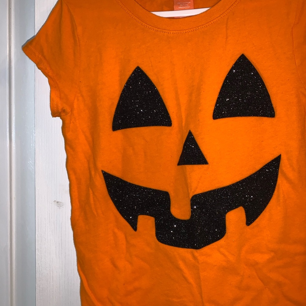 Girls Halloween Set: π Tee and Leggings 7/8 - Picture 3 of 8